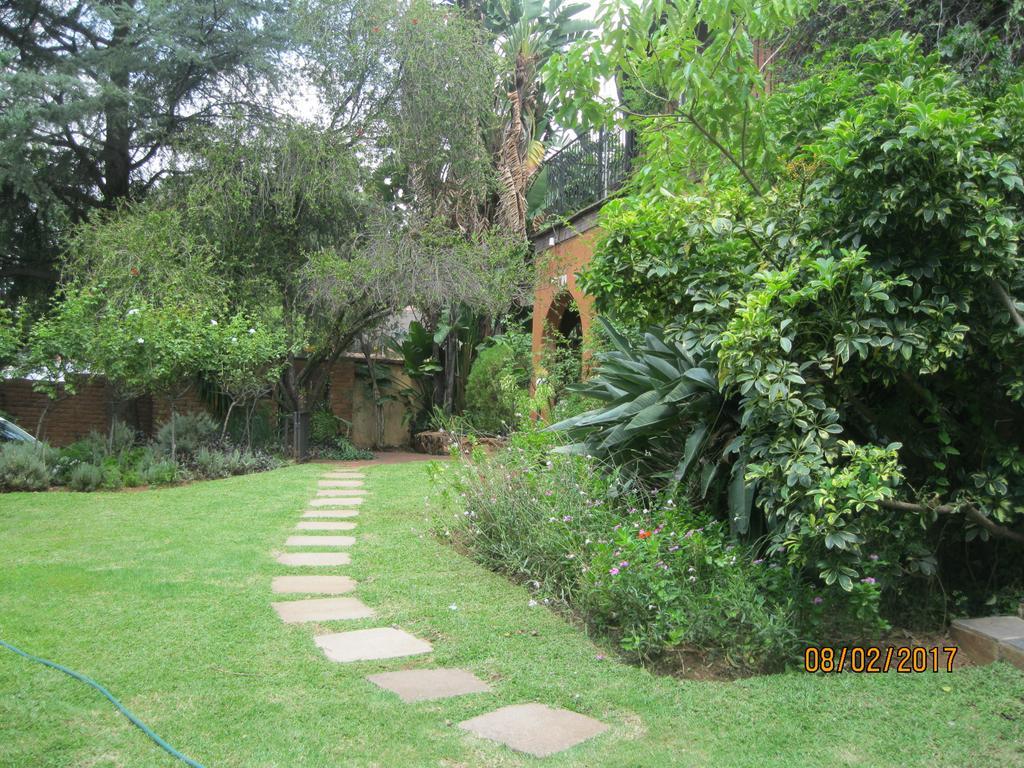 Treetops & Treats Guest House Pretoria-Noord Kültér fotó