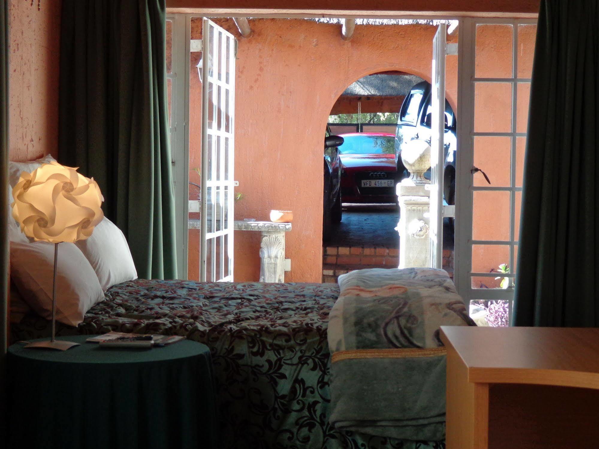 Treetops & Treats Guest House Pretoria-Noord Kültér fotó